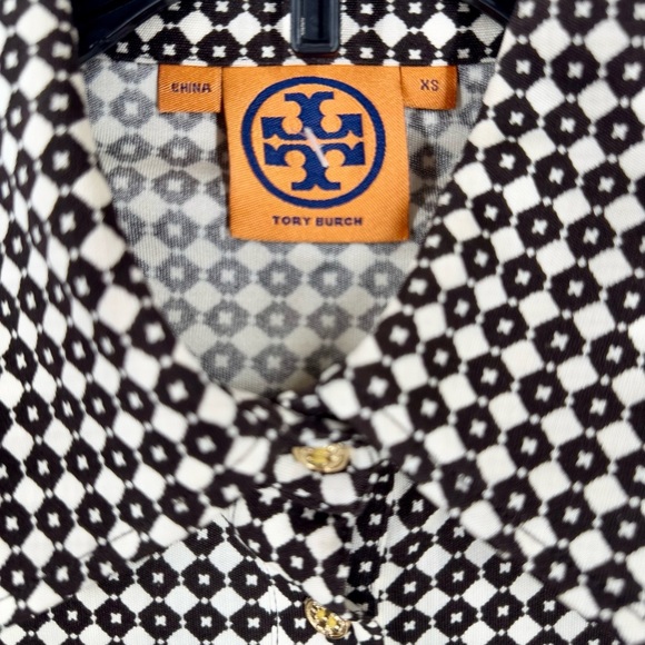 Tory Burch New Silk Geometric Shirt - Picture 4 of 6
